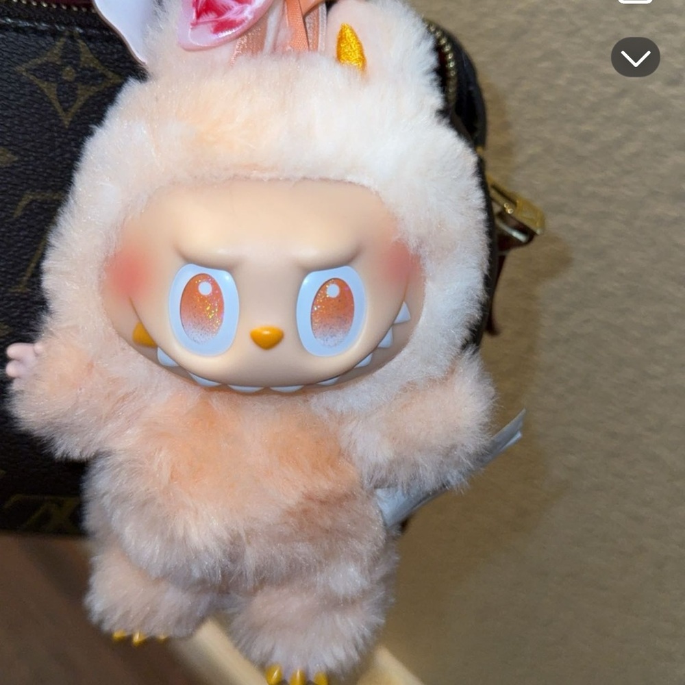 Labubu Cute Furry Monster Keychainp